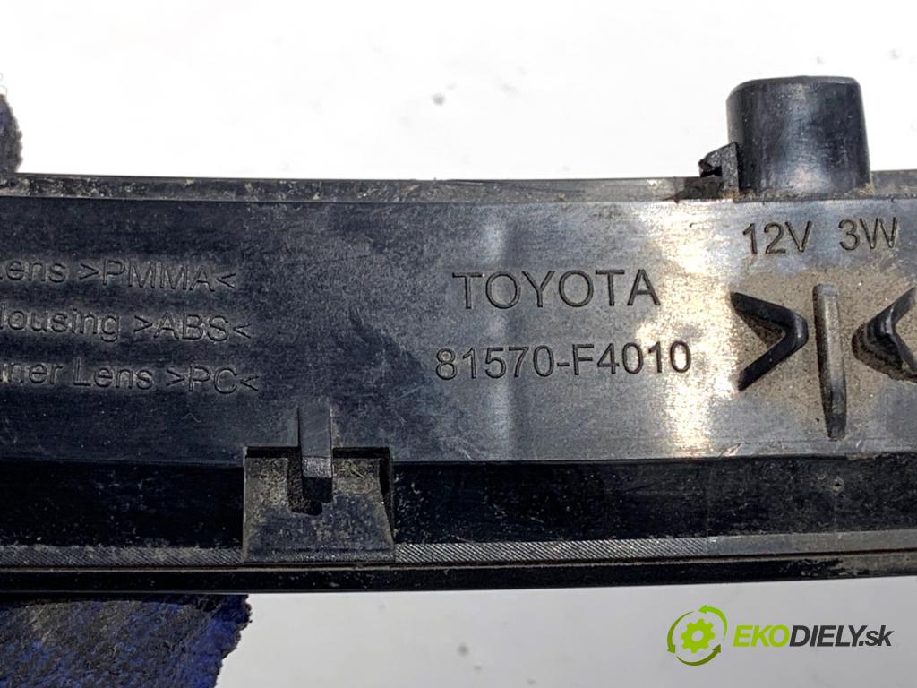 TOYOTA C-HR SUV 2016 85 kW 1.2 (NGX10_) 1197 světlo brzdových světel 81570-F4010