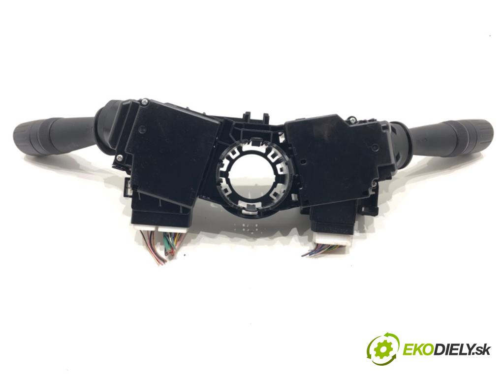 TOYOTA C-HR SUV 2016 85 kW 1.2 (NGX10_) 1197 Prepínač kombinovaný 17F852 (Prepínacie páčky pod volantom)