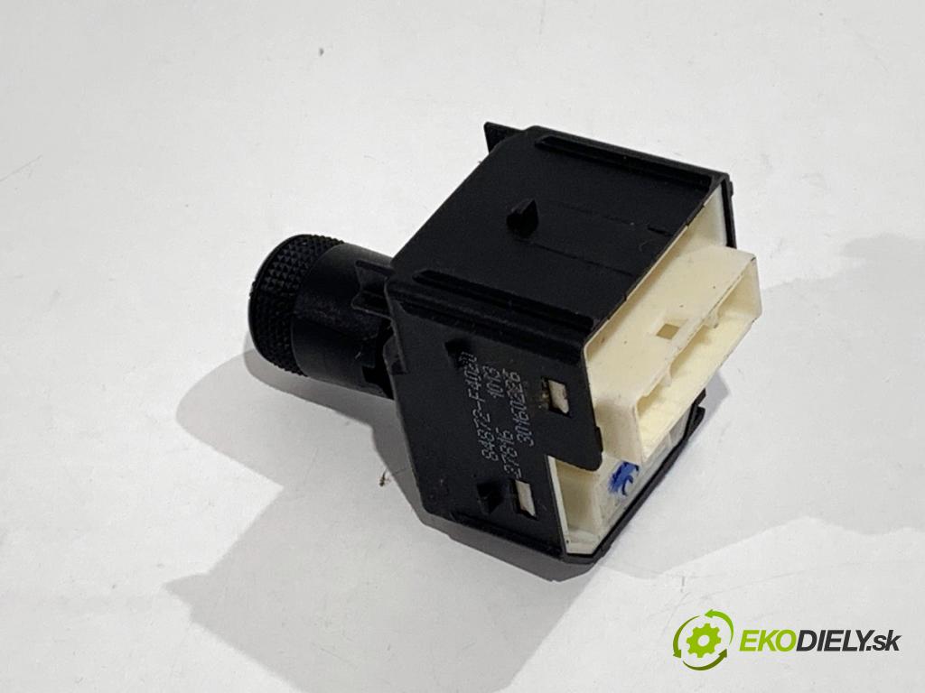 TOYOTA C-HR SUV 2016 85 kW 1.2 (NGX10_) 1197 Prepínač nastavenia spätných zrkadiel 84872-F4020 (Prepínacie páčky pod volantom)