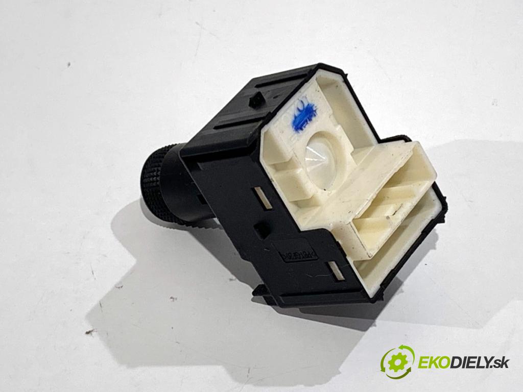 TOYOTA C-HR SUV 2016 85 kW 1.2 (NGX10_) 1197 Prepínač nastavenia spätných zrkadiel 84872-F4020 (Prepínacie páčky pod volantom)