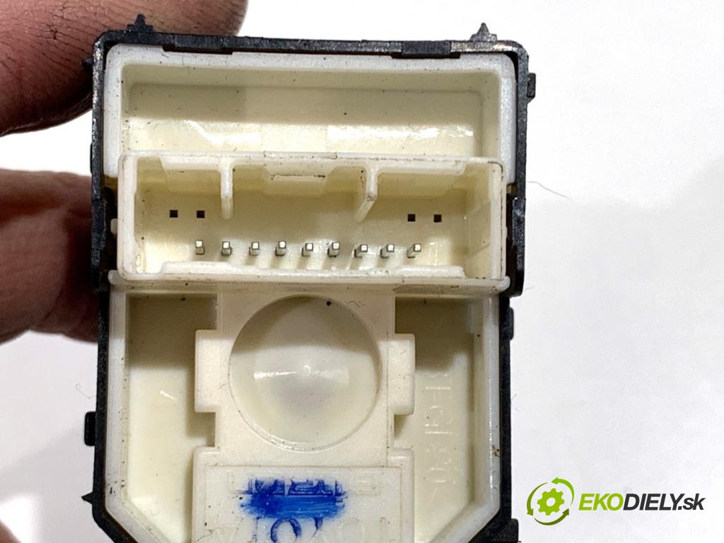 TOYOTA C-HR SUV 2016 85 kW 1.2 (NGX10_) 1197 Prepínač nastavenia spätných zrkadiel 84872-F4020 (Prepínacie páčky pod volantom)