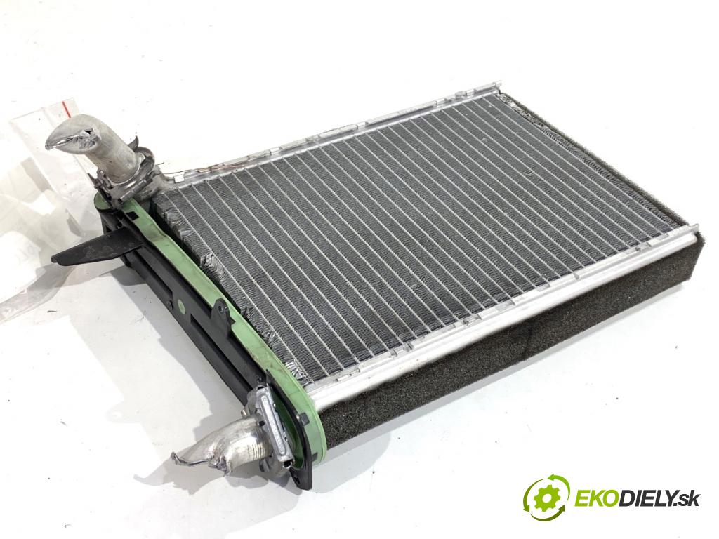 TOYOTA C-HR SUV 2016 85 kW 1.2 (NGX10_) 1197 topné těleso radiátor topení  (Radiátor topení)