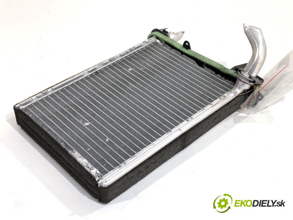 TOYOTA C-HR SUV 2016 85 kW 1.2 (NGX10_) 1197 topné těleso radiátor topení  (Radiátor topení)