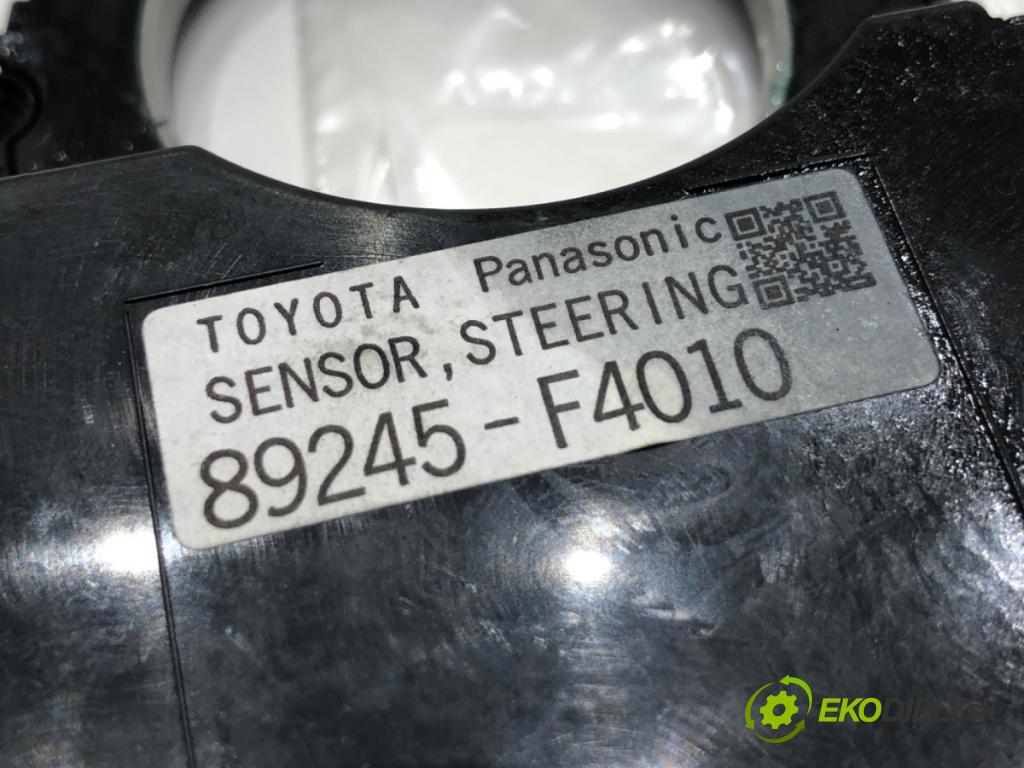 TOYOTA C-HR SUV 2016 85 kW 1.2 (NGX10_) 1197 snímač ÚHEL: otáčky 89245-F4010