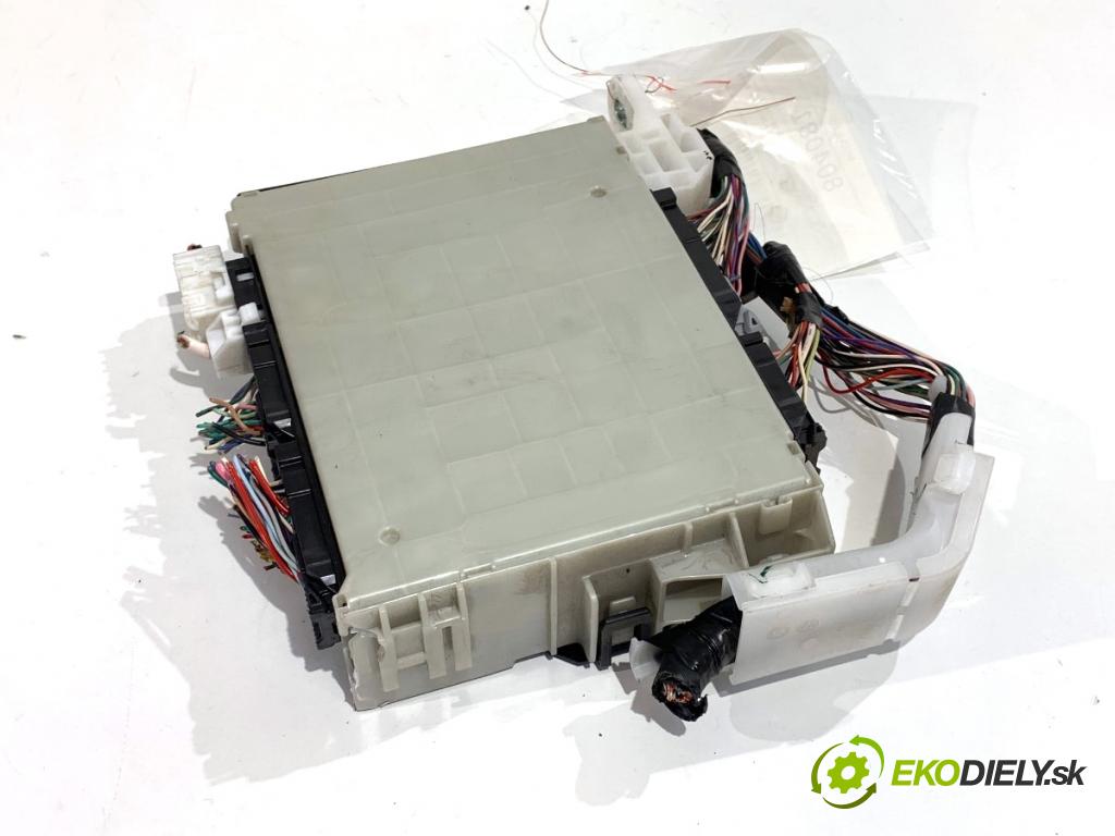 TOYOTA C-HR SUV 2016 85 kW 1.2 (NGX10_) 1197 Modul BSI 89221-F4010 (Poistková skrinka)