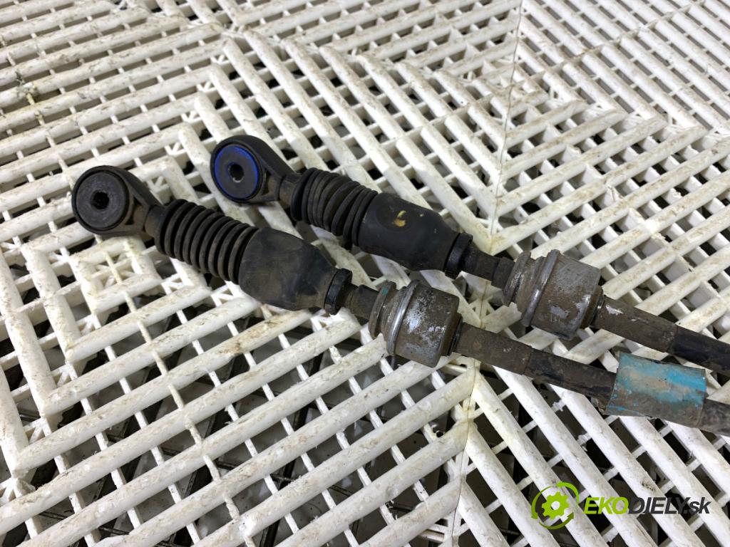 TOYOTA C-HR SUV 2016 85 kW 1.2 (NGX10_) 1197 Kulisa 33530-F4010 (Rýchlostná páka (kulisa))