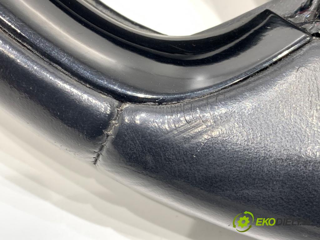 TOYOTA C-HR SUV 2016 85 kW 1.2 (NGX10_) 1197 Volant  (Volant)