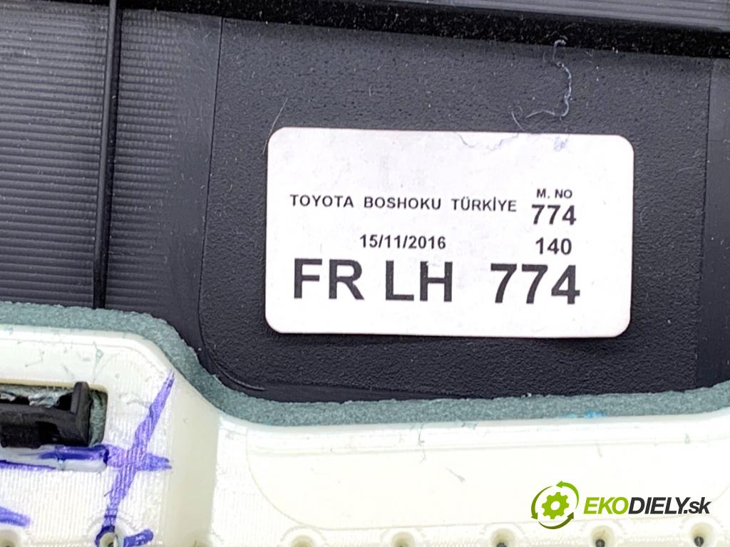 TOYOTA C-HR SUV 2016 85 kW 1.2 (NGX10_) 1197 ča dveře levý přední část
