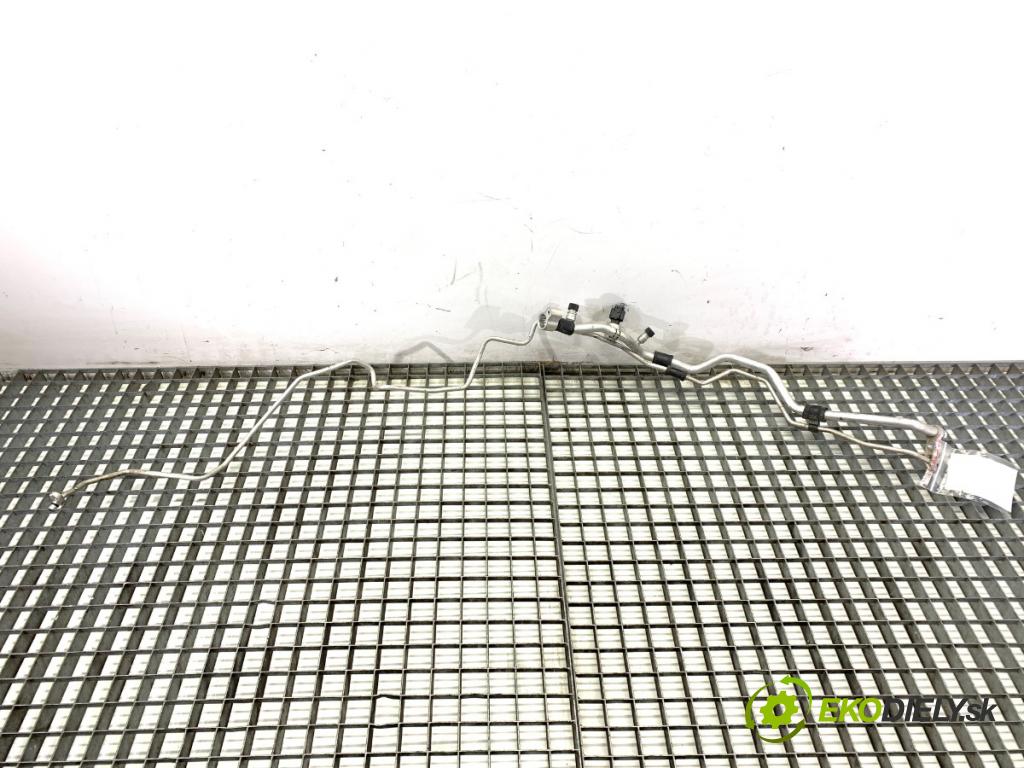 TOYOTA C-HR SUV 2016 85 kW 1.2 (NGX10_) 1197 rúrka klimatizace  (Trubka klimatizace)