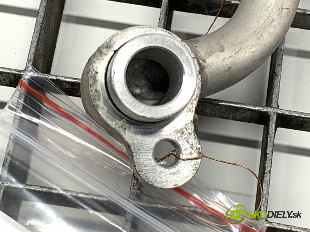 TOYOTA C-HR SUV 2016 85 kW 1.2 (NGX10_) 1197 rúrka klimatizace  (Trubka klimatizace)