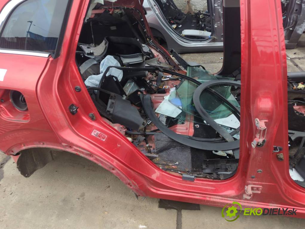 RENAULT KADJAR SUV 2016 81 kW 1.5 dCi 110 (HLA3) 1461 KAROSERIA ČTVRŤÁK blatník zadní část levý pravý práh střecha PODŁUŻNICA levý pravý