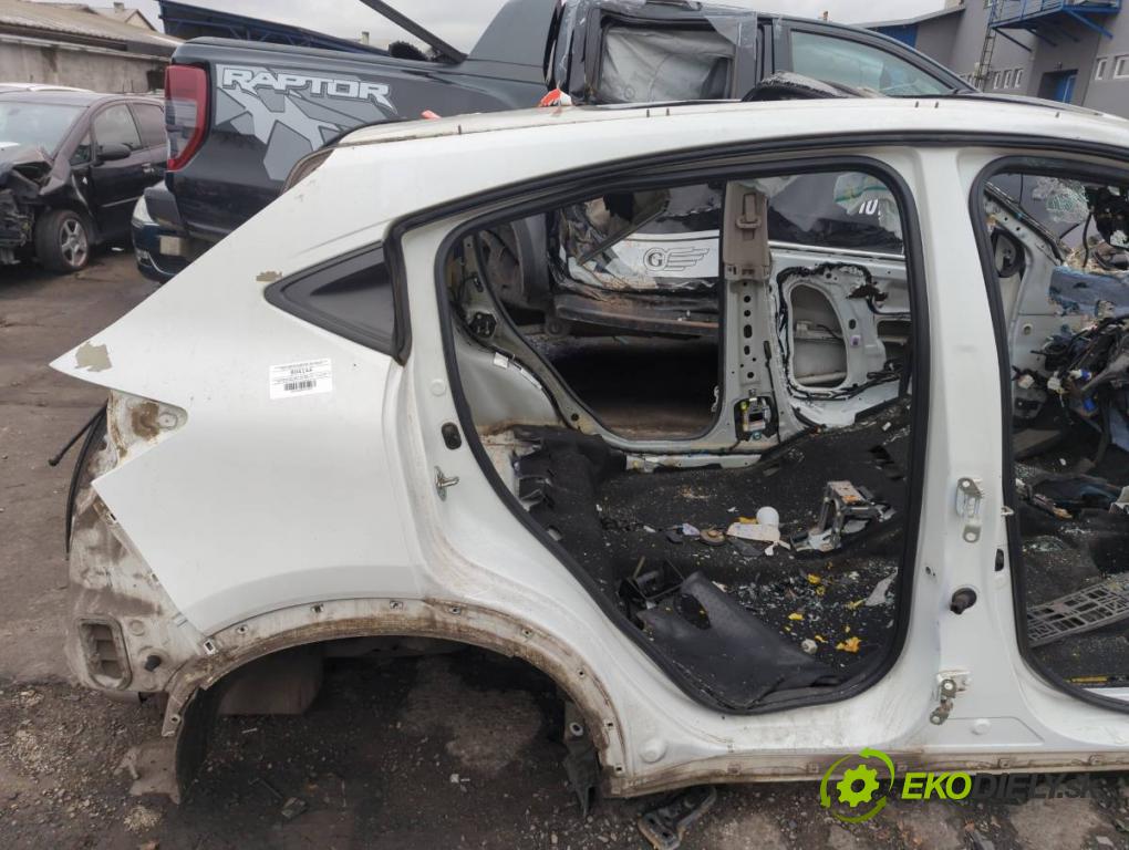 HONDA HR-V SUV 2017 96 kW 1.5 (RU1) 1498 KAROSERIA ČTVRŤÁK blatník zadní část levý pravý práh střecha PODŁUŻNICA levý pravý