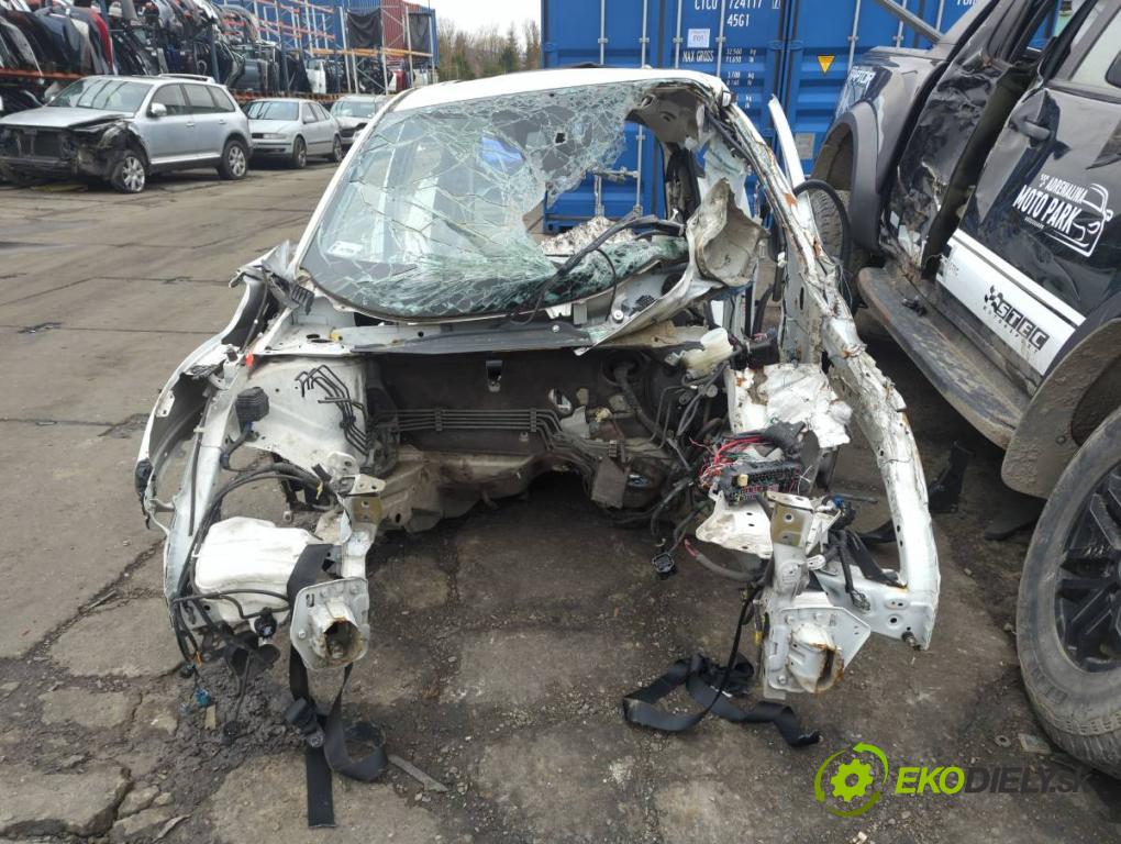 HONDA HR-V SUV 2017 96 kW 1.5 (RU1) 1498 KAROSERIA ČTVRŤÁK blatník zadní část levý pravý práh střecha PODŁUŻNICA levý pravý
