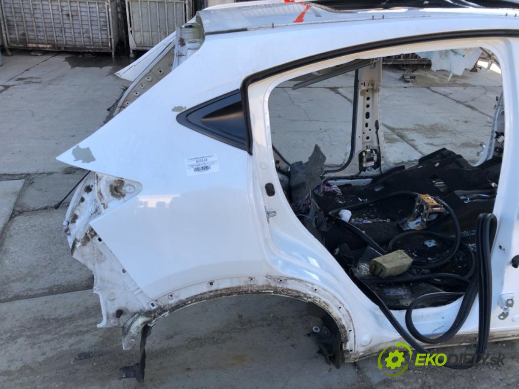 HONDA HR-V SUV 2017 96 kW 1.5 (RU1) 1498 karoséria ČTVRŤÁK: Blatník zad ľavy pravy prah strecha PODŁUŻNICA ľavy pravy