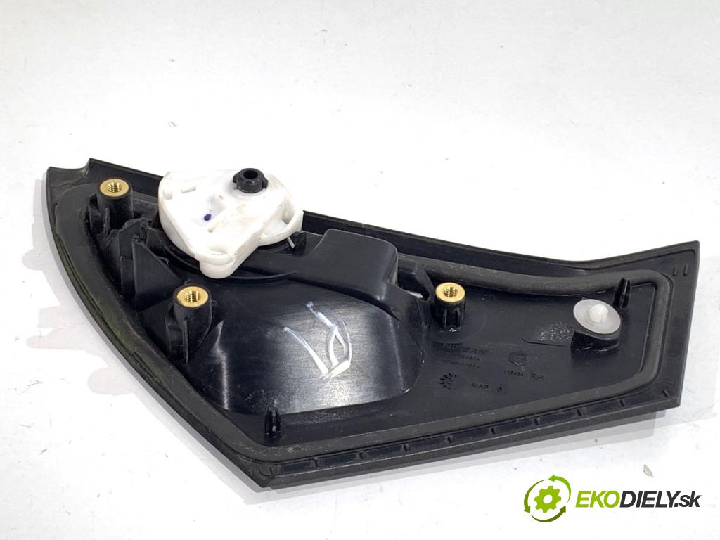 NISSAN JUKE F15 SUV 2012 86 kW 1.6 1598 Kľučka vonkajšia pravy zad 82606BA60A