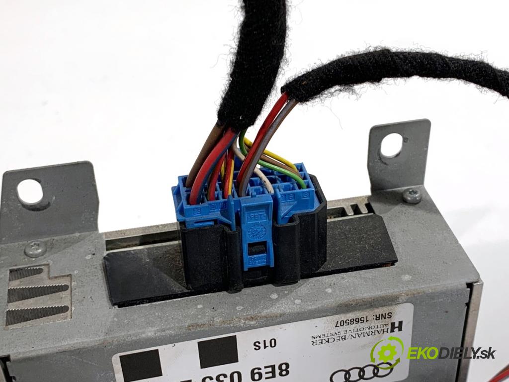 AUDI A4 B7 Kombi 2006 103 kW 2.0 TDI 1968 zesilovač 8E9035223D (Zesilovač)