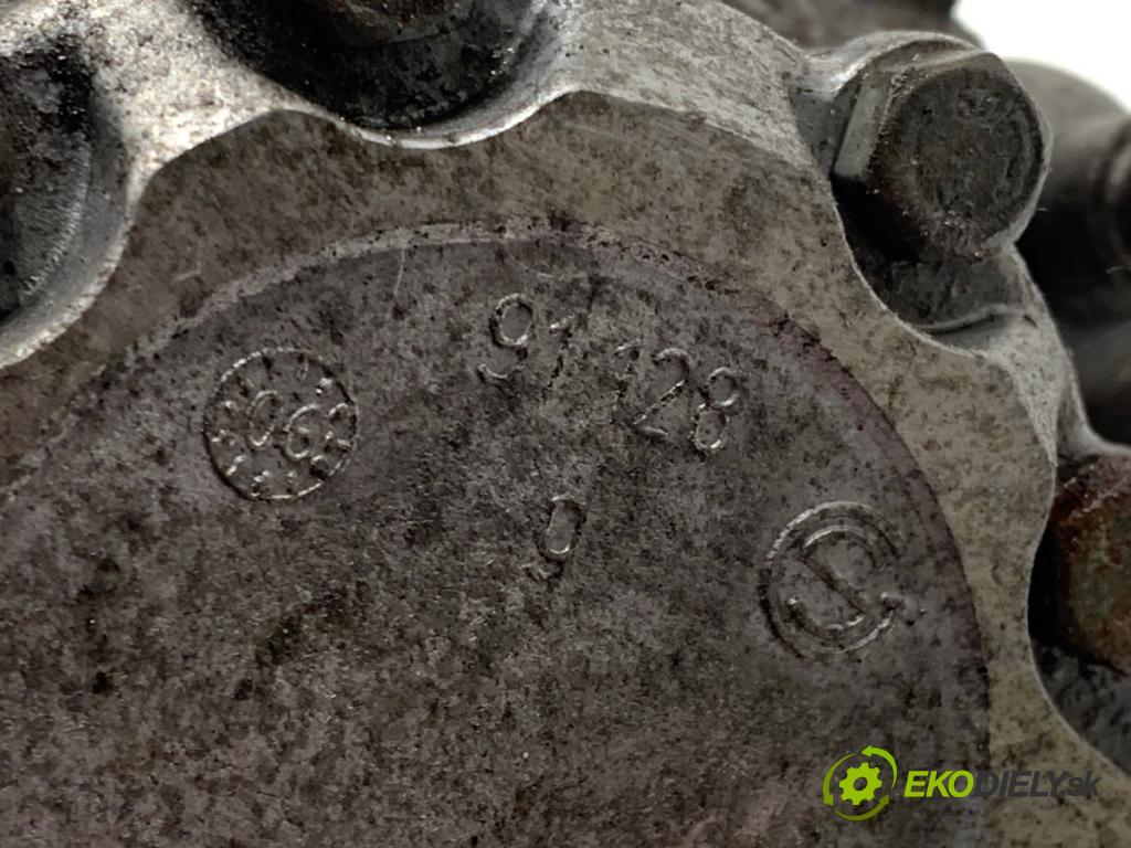 AUDI A4 B7 Kombi 2006 103 kW 2.0 TDI 1968 Pumpa servočerpadlo 8E0145155N (Servočerpadlo)