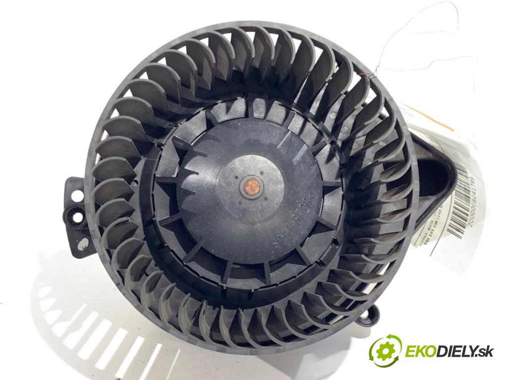 AUDI A4 B7 Kombi 2006 103 kW 2.0 TDI 1968 ventilátor kúrenia 8E1820021E