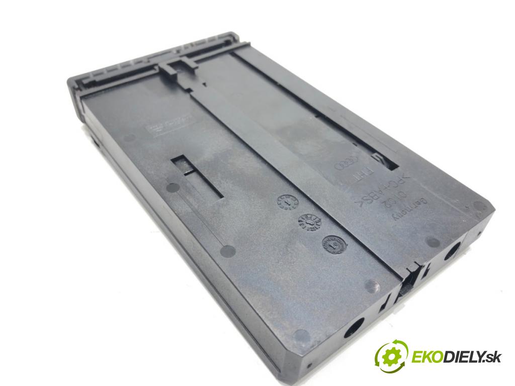 AUDI A4 B7 Kombi 2006 103 kW 2.0 TDI 1968 držák na nápoje 8E1862534K (Držák nápojů)