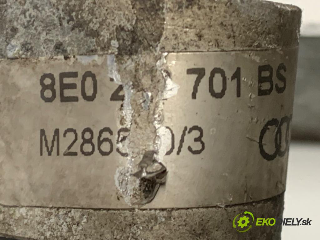 AUDI A4 B7 Kombi 2006 103 kW 2.0 TDI 1968 rúrka klimatizácie 8E0260701BS (Rúrka klimatizácie)