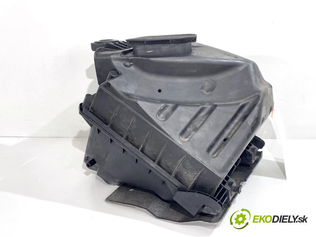 AUDI A4 B7 Kombi 2006 103 kW 2.0 TDI 1968 Obal filtra vzduchu 03G133837 (Obal vzduchového filtra)