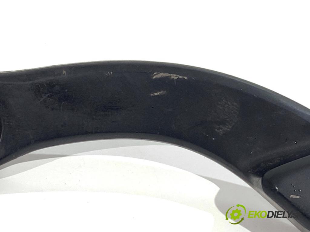 AUDI A4 B7 Kombi 2006 103 kW 2.0 TDI 1968 Rameno stierače predný 8E1955407C 8E1955408C