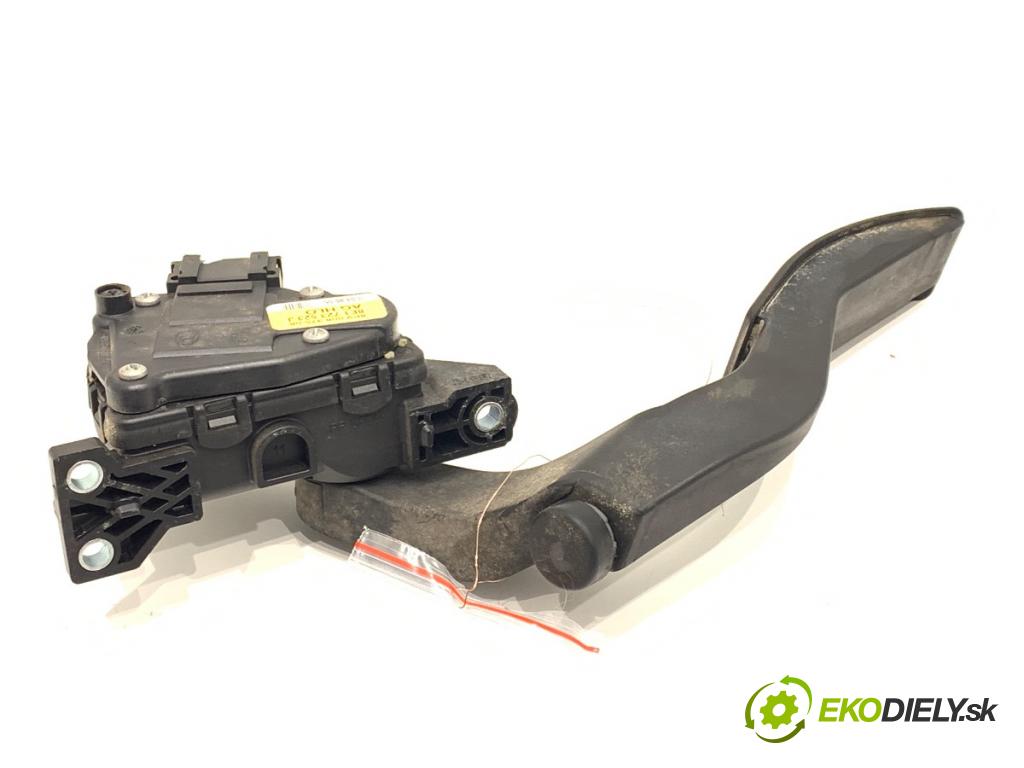 AUDI A4 B7 Kombi 2006 103 kW 2.0 TDI 1968 Potenciometer plynu 8E1723523J (Potenciometer plynového pedálu)