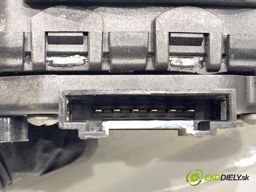 AUDI A4 B7 Kombi 2006 103 kW 2.0 TDI 1968 Potenciometer plynu 8E1723523J (Potenciometer plynového pedálu)