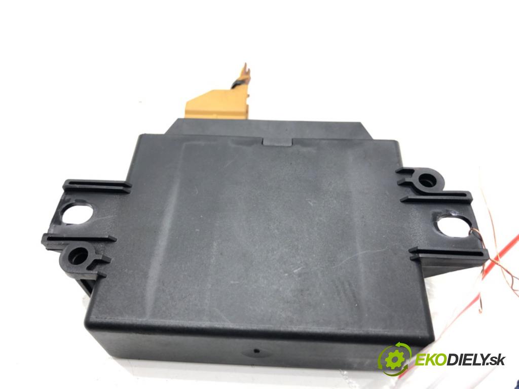 AUDI A4 B7 Kombi 2006 103 kW 2.0 TDI 1968 Modul PDC 8E0919283D (Riadiaca jednotka ostatné)