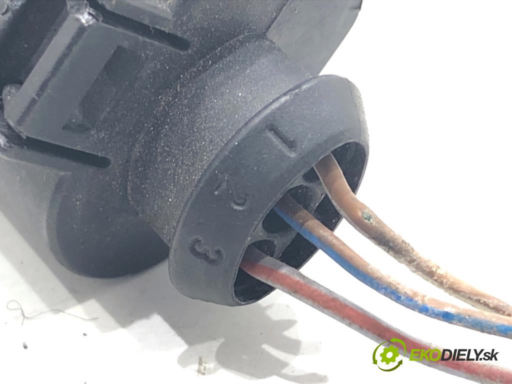 AUDI A4 B7 Kombi 2006 103 kW 2.0 TDI 1968 Snímač klimatizácie  (Snímač klimatizácie)