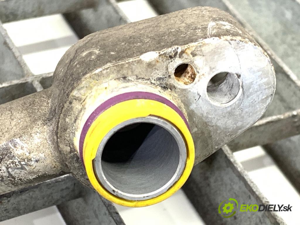 AUDI A4 B7 Kombi 2006 103 kW 2.0 TDI 1968 rúrka klimatizácie 8E0260707BK (Rúrka klimatizácie)