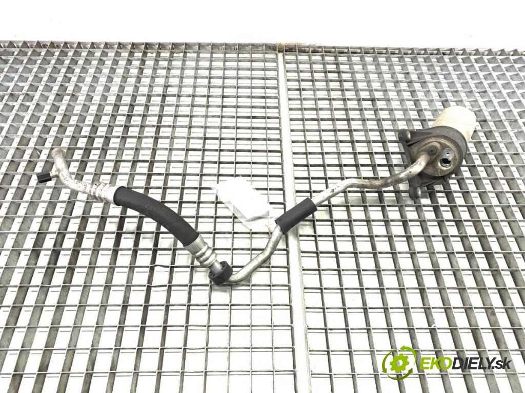 AUDI A4 B7 Kombi 2006 103 kW 2.0 TDI 1968 rúrka klimatizácie 8E0820193P (Rúrka klimatizácie)