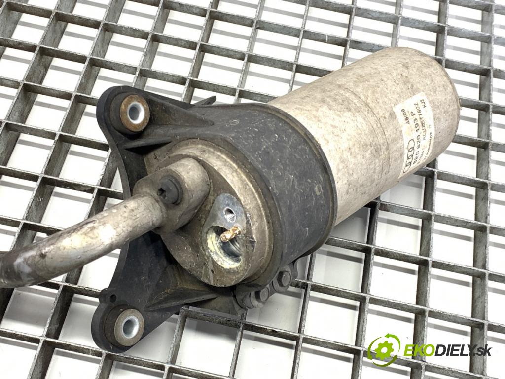 AUDI A4 B7 Kombi 2006 103 kW 2.0 TDI 1968 rúrka klimatizácie 8E0820193P (Rúrka klimatizácie)