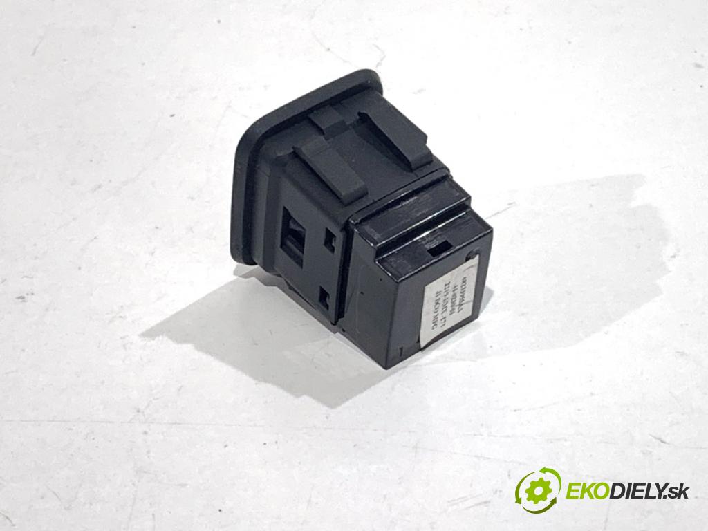 JEEP COMPASS MP SUV 2019 103 kW 1.4 MultiAir 1368 vypínač otevírání dveří 68233955AA