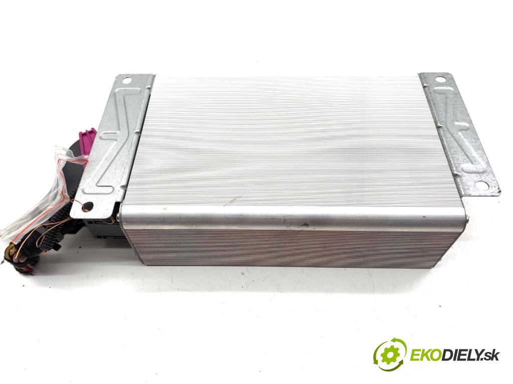 AUDI A6 C6 sedan 2004 165 kW 3.0 TDI quattro 2967 Zosilňovač 4F0035223 (Zosilňovač)