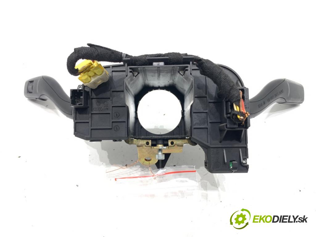 AUDI A6 C6 sedan 2004 165 kW 3.0 TDI quattro 2967 Prepínač kombinovaný 4F0953549A (Prepínacie páčky pod volantom)