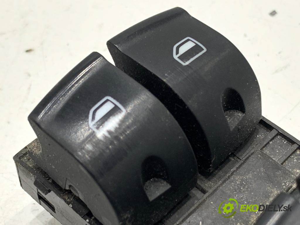 AUDI A6 C6 sedan 2004 165 kW 3.0 TDI quattro 2967 Prepínač okien 4F0959851F (Prepínacie páčky pod volantom)