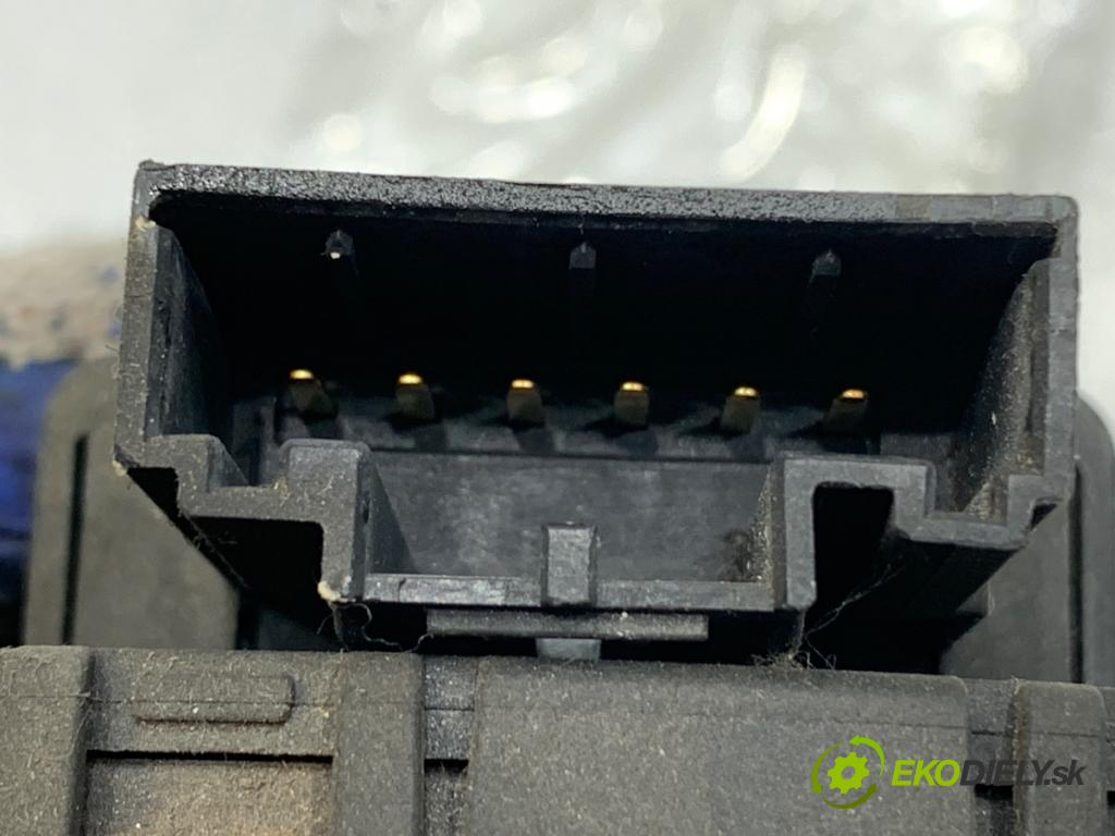 AUDI A6 C6 sedan 2004 165 kW 3.0 TDI quattro 2967 potenciometr plynového pedálu 4F1723523A (Potenciometr plynového pedálu)