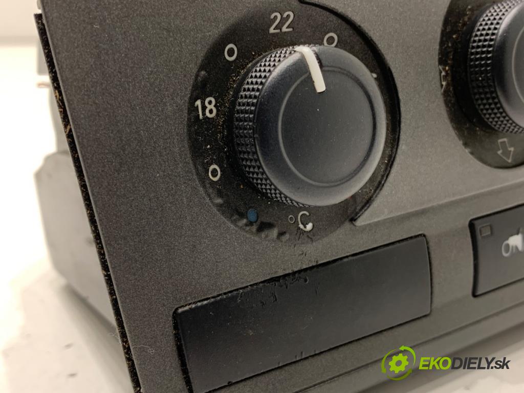 AUDI A6 C6 sedan 2004 165 kW 3.0 TDI quattro 2967 Panel ovládania kúrenia 4F1820043F (Prepínacie páčky pod volantom)