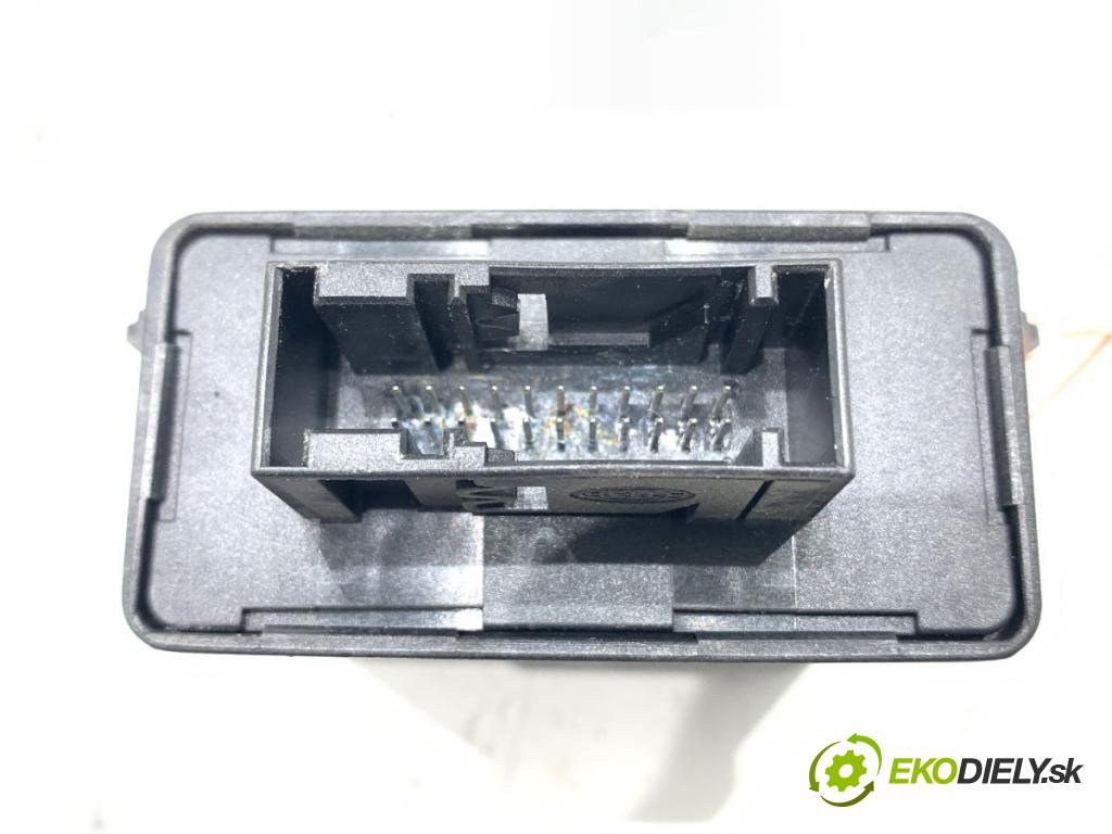 AUDI A6 C6 sedan 2004 165 kW 3.0 TDI quattro 2967 Modul svetiel 5LA008379 (Riadiaca jednotka ostatné)