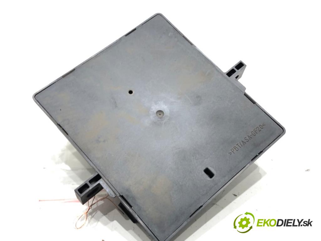 AUDI A6 C6 sedan 2004 165 kW 3.0 TDI quattro 2967 Modul komfortu 4F0907279 (Modul komfortu)