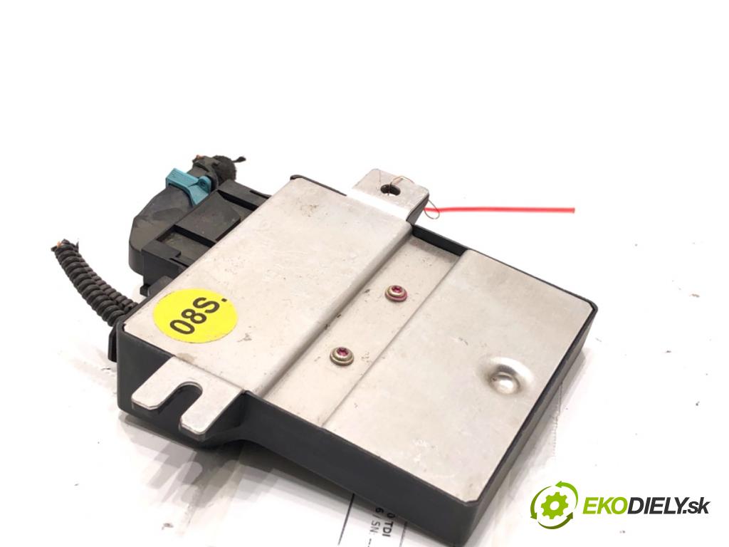 AUDI A6 C6 sedan 2004 165 kW 3.0 TDI quattro 2967 Modul GATEWAY 4F0907468B