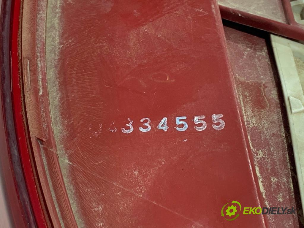 AUDI A6 C6 sedan 2004 165 kW 3.0 TDI quattro 2967 Svetlo pravy zad