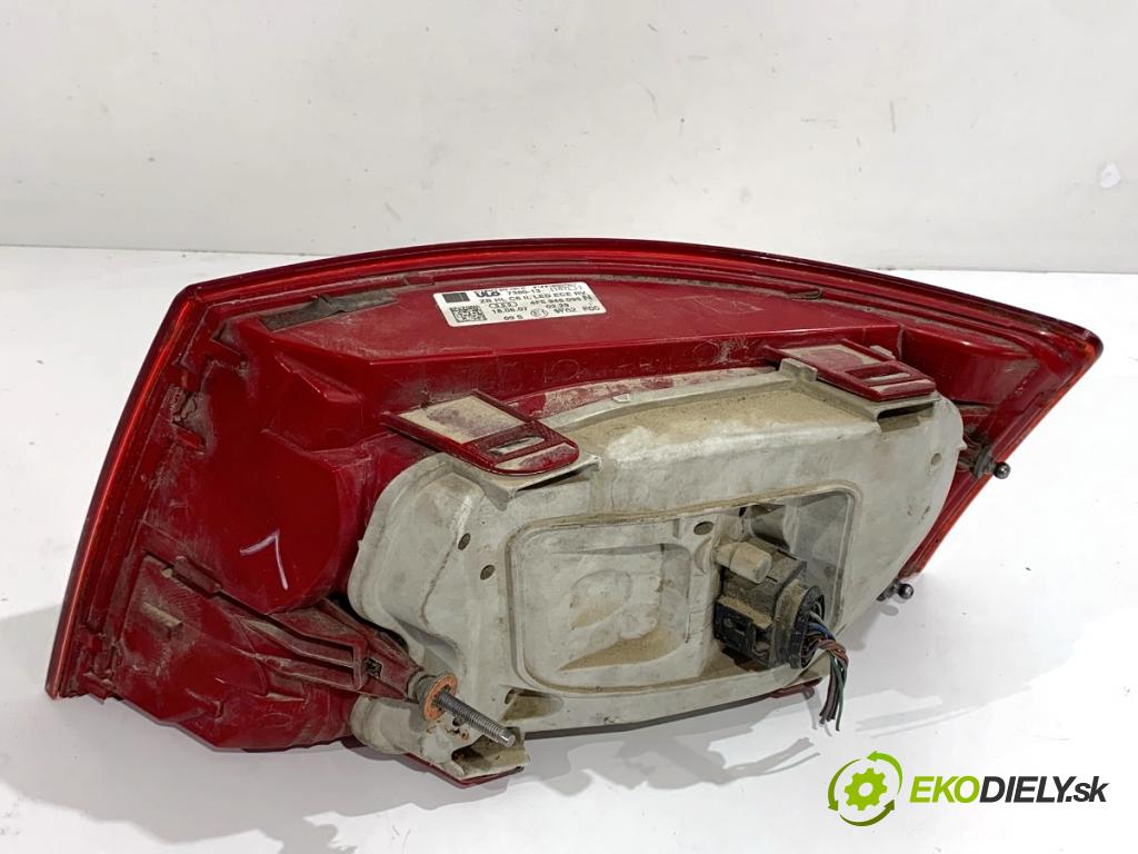AUDI A6 C6 sedan 2004 165 kW 3.0 TDI quattro 2967 Svetlo ľavy zad 4F5945095N