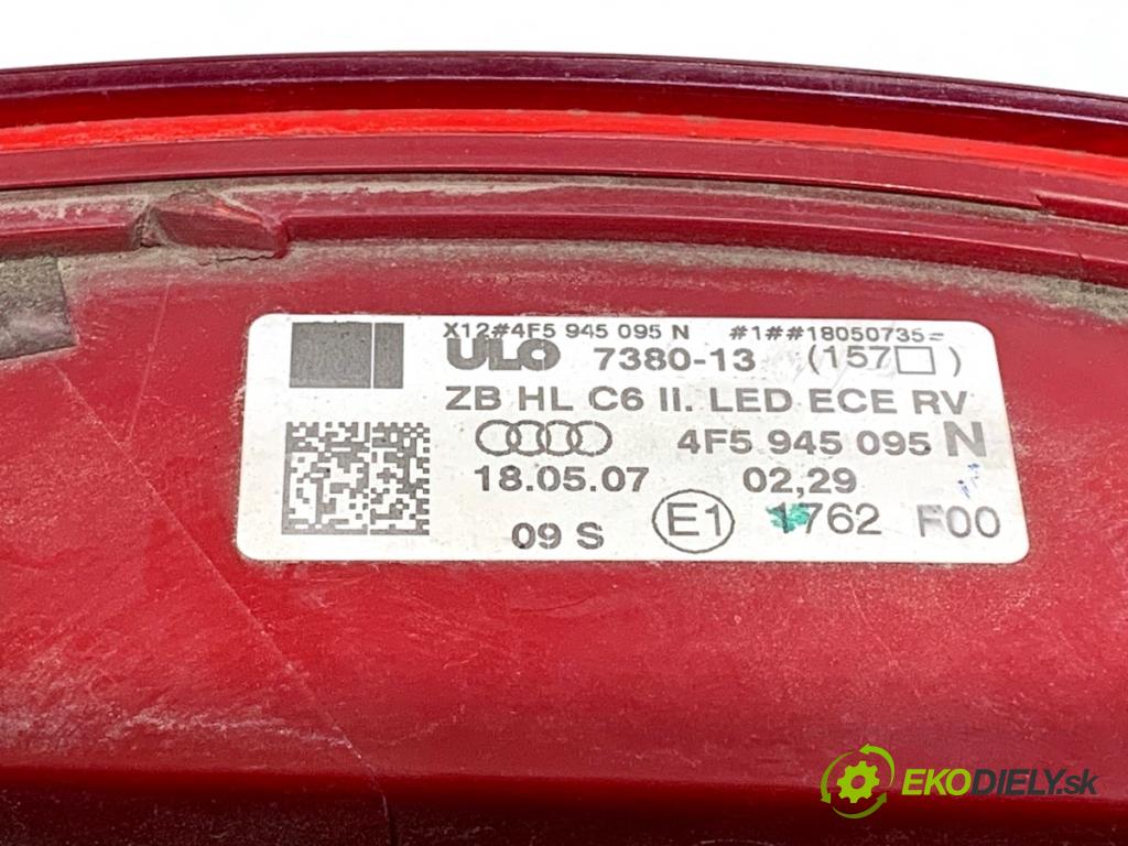 AUDI A6 C6 sedan 2004 165 kW 3.0 TDI quattro 2967 Svetlo ľavy zad 4F5945095N