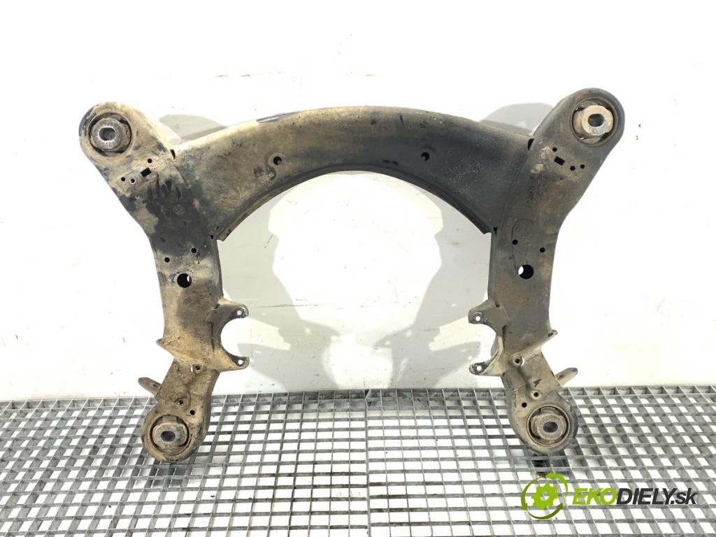 AUDI A6 C6 sedan 2004 165 kW 3.0 TDI quattro 2967 výztuha pod motor  (Přední výztuha)