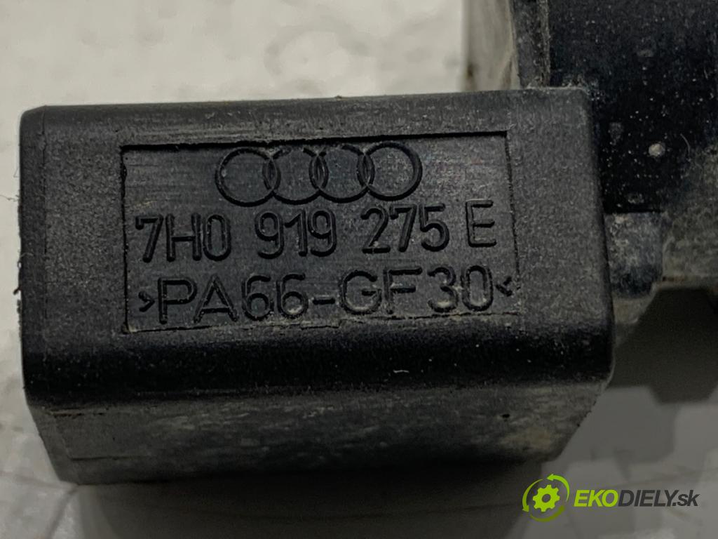 AUDI A6 C6 sedan 2004 165 kW 3.0 TDI quattro 2967 Snímač PDC 7H0919275E