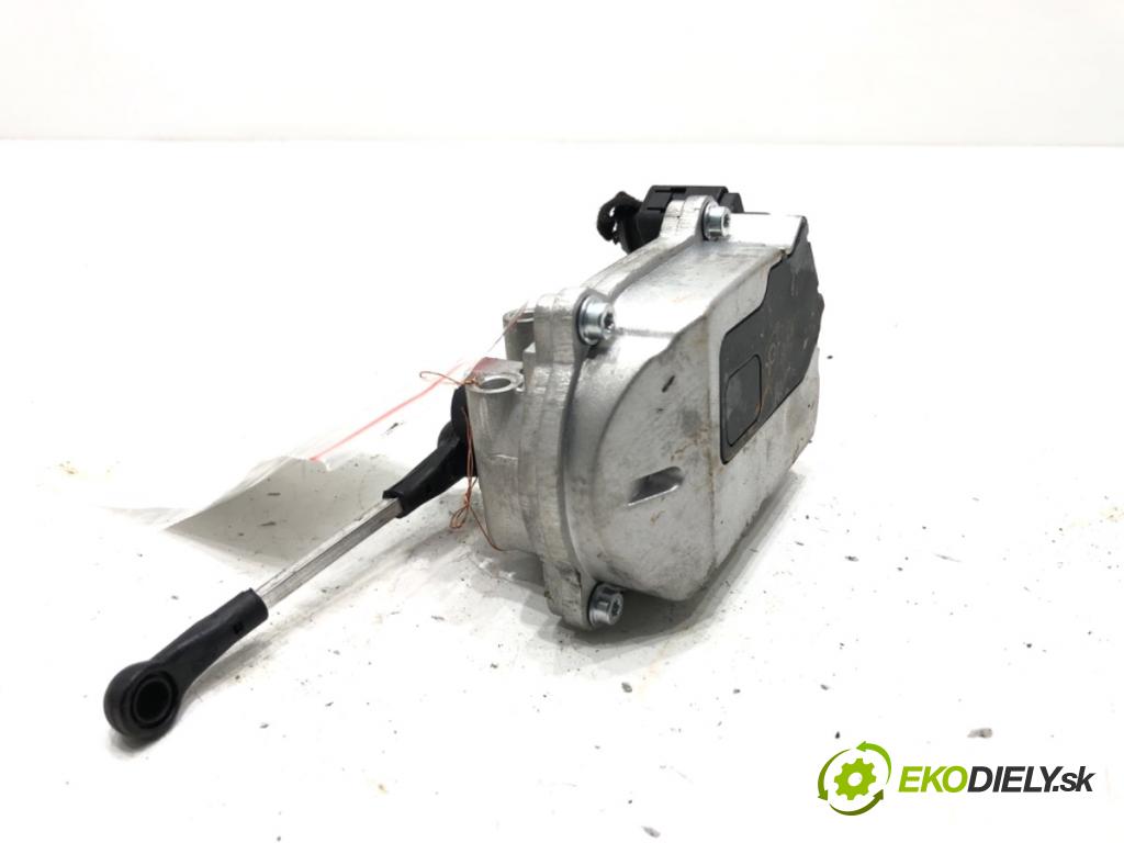 AUDI A6 C6 sedan 2004 165 kW 3.0 TDI quattro 2967 Nastavovač zvod, potrubie  (Motorček ostatné)