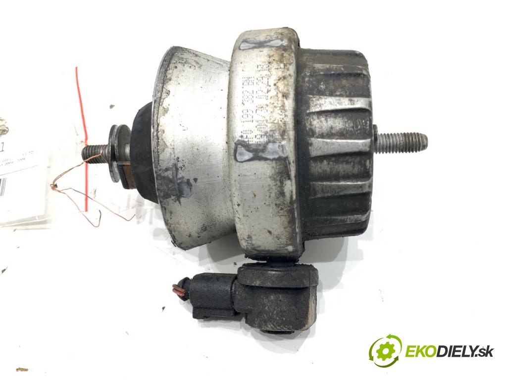 AUDI A6 C6 sedan 2004 165 kW 3.0 TDI quattro 2967 AirBag Motor pravy 4F0199382BN