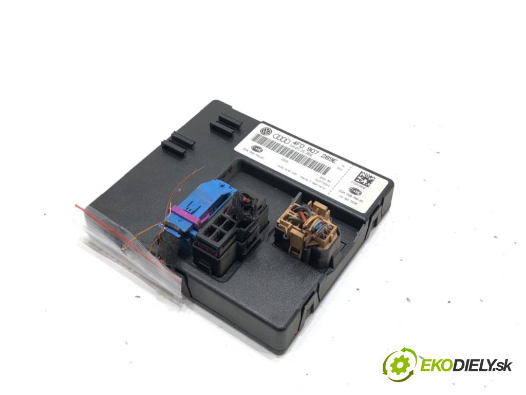 AUDI A6 C6 sedan 2004 165 kW 3.0 TDI quattro 2967 Modul komfortu 4F0910289E (Modul komfortu)